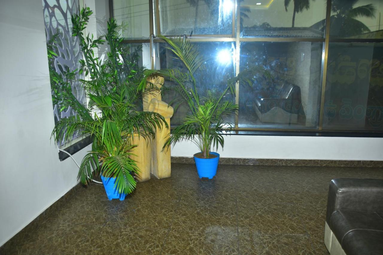 Pagadala Grand Residency Hotel Bapatla Exterior foto